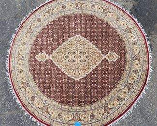 Wonderful Persian Hand Knotted Wool Silk Blend Round Rug Finely Woven
