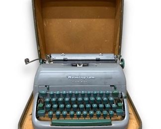 Vintage Green Keyed Remington Typewriter Letter-Riter Typewriter Circa 1950�s w/ case

