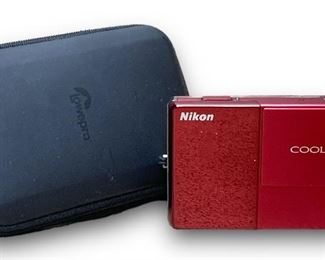 Nikon Coolpix Series Digital Camera Model: S70 w/ Travel Case!
