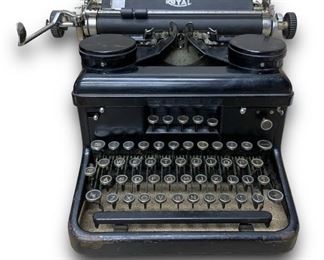 Vintage 1930�s ROYAL Model-H Typewriter
