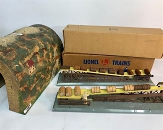 Vintage Lionel Prewar Metal No.120 Through-Mountain Tunnel and Two No.362 Lionel Barrel Loaders

