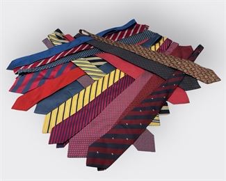 NICE NECK TIE LOT, CHRISTIAN DIOR NAUTICA TOMMY HILFIGER BILL BLASS WEMLON US POLO ASSN AIR FRANCE BERT PULITZER PIERRE CARDIN JOS A BANK, 17 PIECES
