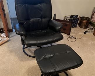 Recliner and footrest