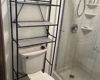 Toilet shelf