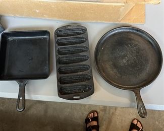 Cast iron Griswold square, Lodge griddle, corn bread mold