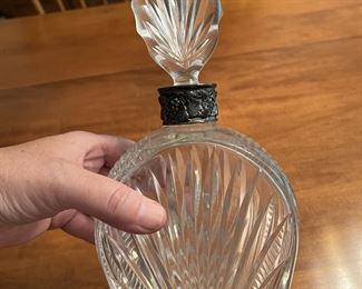 Silver collar decanter