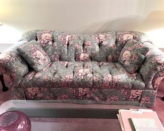 Tuffted floral couch
