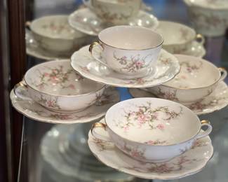 6pc place setting for 4 - Theodore Baviland "Rosalinde" dishes - Just in time for the holidays