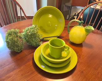 4 pc for 2 (1 mug missing) Fiesta USA