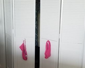 Louvered bifold closet doors