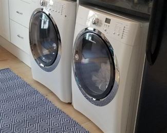 Washer & dryer