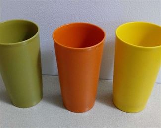 3 Vintage Tupperware Tumblers 12oz