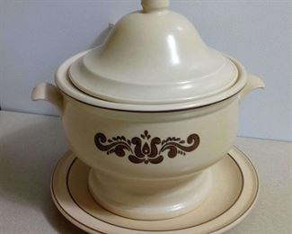 Pfaltzgraff Village Tureen w Underplate