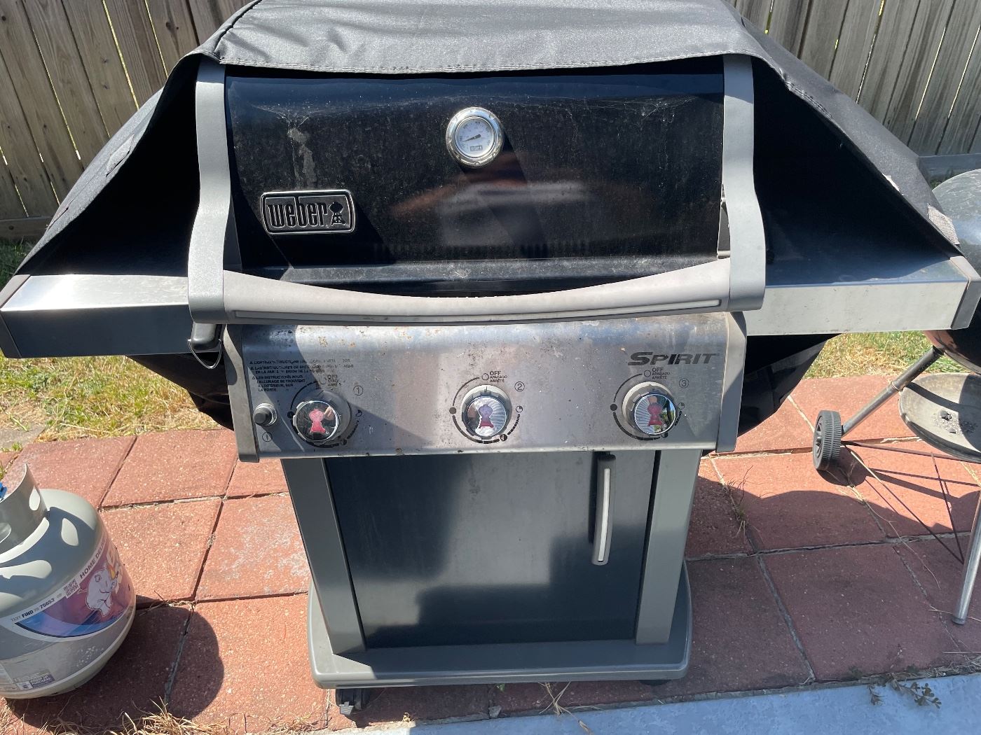$175 - Weber BBQ Pit and Cover 
