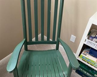 $150 - Vintage Wood Hunter Green Porch Rocking Chair 