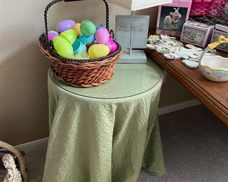 $20 - Quilt ONLY 
$20 - Table & Glass 
$20 - Lamp 