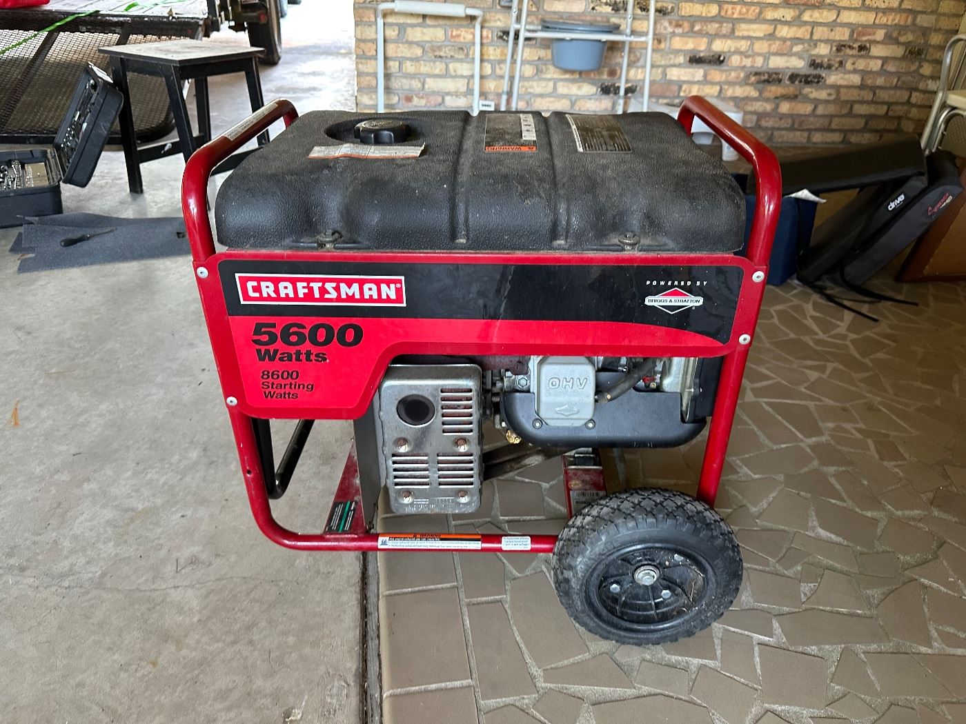 Craftsman 5600 generator, cranked right up!