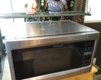 Large Frigidaire Microwave