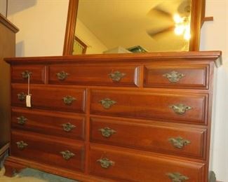  Dresser with Mirror/Matching Chest of Drawers