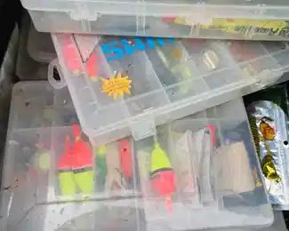 Tackle Box w/Fishing Lures