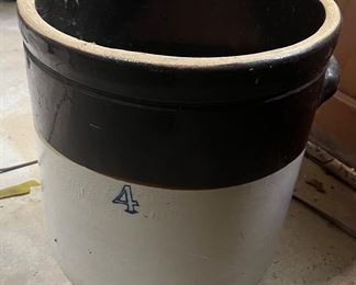 Large four gallon Stoneware Crock