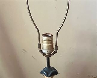 Revolutionary soldier lamp base