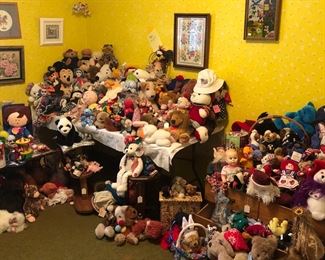 Can u say stuffed animals 