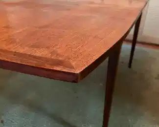 Lane Rhythm Mid Century Walnut Drop Leaf Expanding Dining Table With 1 Leave (29"H x 42"W x 62-1/2"L with 18"L Leaf)