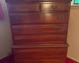 Thomasville 7 Drawer Hi Boy Dresser