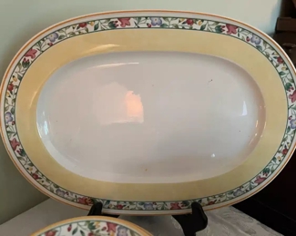 Villeroy & Boch Virginia Porcelain Pattern (57pc)