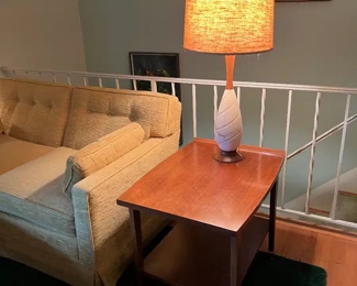 Lane Mid-Century Modern Walnut Two Tiered End Table (21"W x 28"D x 21"H)(pr)