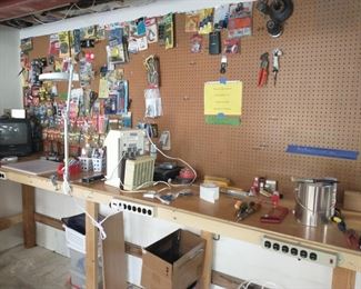 Plenty of small tools for the men!