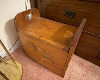 small stool/storage