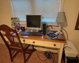 desk & office supplies