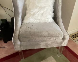 pair of these wonderful chairs w/acrylic legs