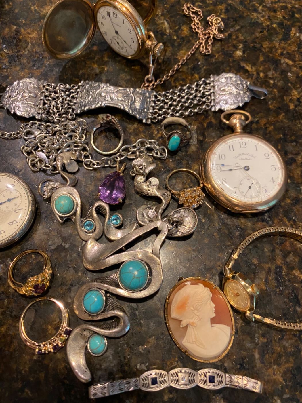 Estate Sale Kinderhook, NY starts on 8/18/2023