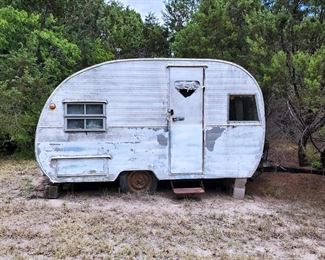 Vintage Canned Ham Travel Trailer