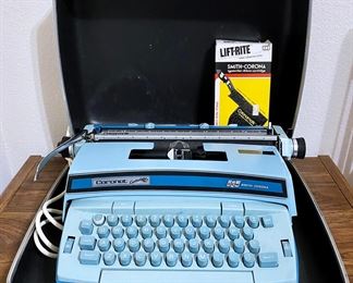 Smith Corona Coronet Typewriter