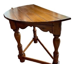 MAKE OFFER.  ALL OFFERS CONSIDERED.  $200 USD     Demilune Wood Turned Leg Scalloped Apron Table LA178-28    Description: Beautiful wood half moon table. The perfect little table for your small space. In great vintage condition.
Dimensions: 40 x 22.5 x 32"H
Condition: Very good condition.
Local pick up Potomac, MD.  Located on first floor.  Contact us for shipper suggestions.     https://goodbyhello.com/products/la178-28?_pos=2&_sid=f4cf1db7b&_ss=r