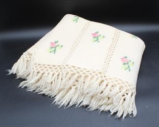 Soft Woven Blanket w/Pink Flowers
