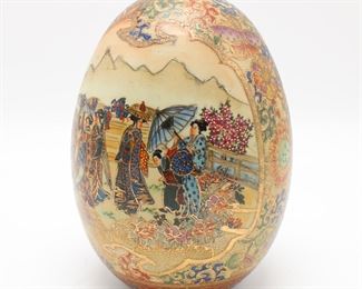 Satsuma Style Hand Painted Gilded Porcelain Egg