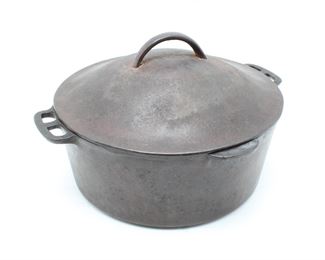 Wagner Ware Cast Iron Round Roaster 8B