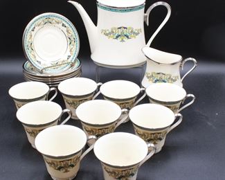 Dansk Designs Dinnerware Set (18 Dishes Total)