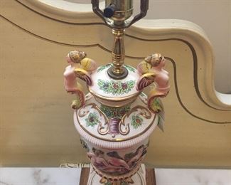Beautiful Capodimonte lamps - Up to 75% OFF.