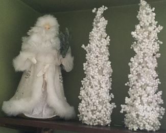 Christmas decorations- Up to 75% OFF.