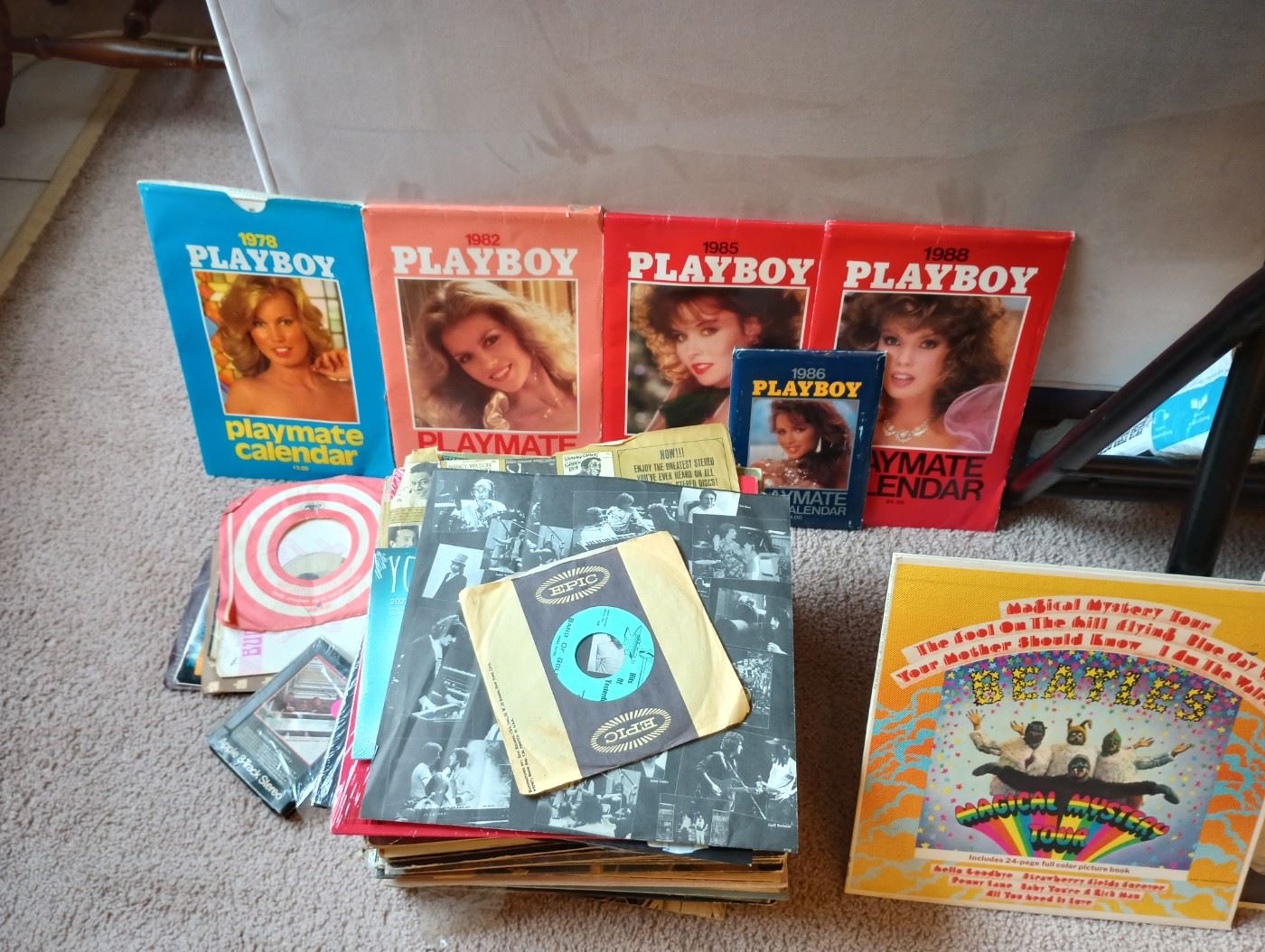 Estate sale Waukegan Illinois 50 off everything... starts on 8/11/2023