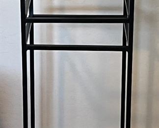 Floral Stand w Glass Vase and Decor