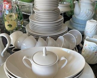 Kokura Ware Ironstone 47 pcs