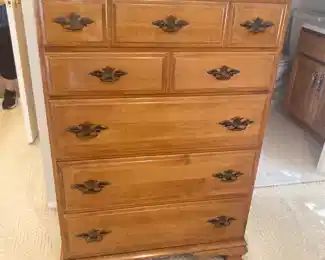 solid oak chest of drawers