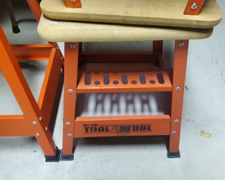 tool stools